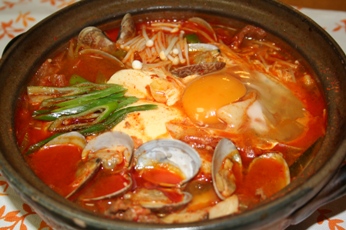 スンドゥブチゲ 순두부찌게 のレシピ ー 辛くてコクがあってとうふが美味しくなる鍋 韓国料理店に負けない韓国家庭料理レシピ 眞味