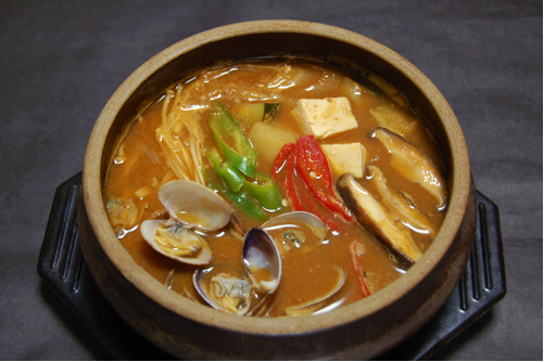 テンジャンチゲのレシピ ーー 韓国みそ鍋 된장찌게 の作り方 韓国料理店に負けない韓国家庭料理レシピ 眞味