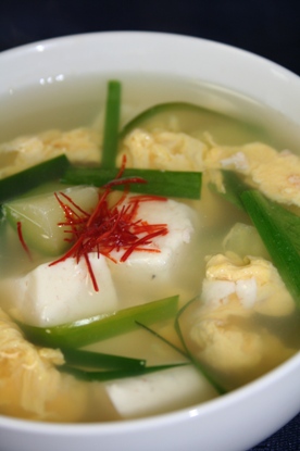 澄んでる体にやさしいスープ 豆腐スープ 韓国料理店に負けない韓国家庭料理レシピ 眞味