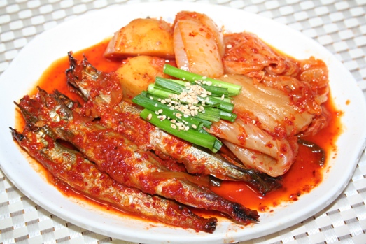 ししゃもと熟成キムチ煮込みレシピ ししゃものおいしさが変る 韓国料理店に負けない韓国家庭料理レシピ 眞味